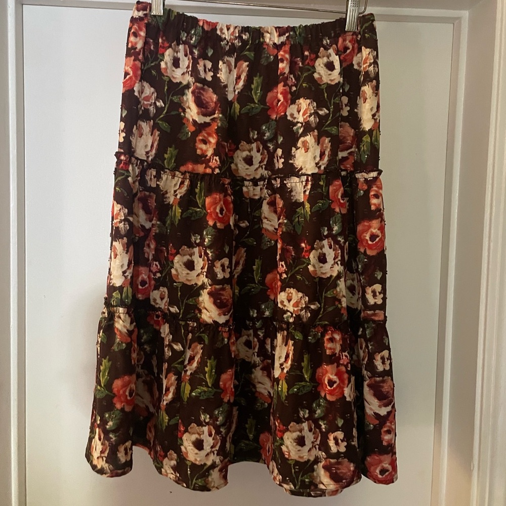 Love Maven Brown Floral Skirt L NWT